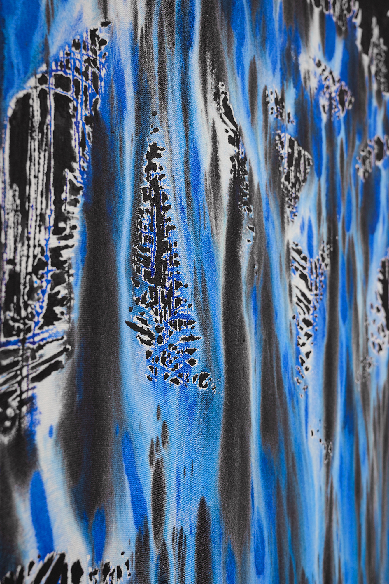 Water (Blue)